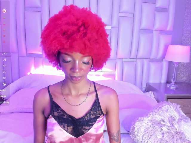LilaBloom live cam on BongaCams