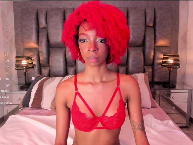 LilaBloom live cam on BongaCams