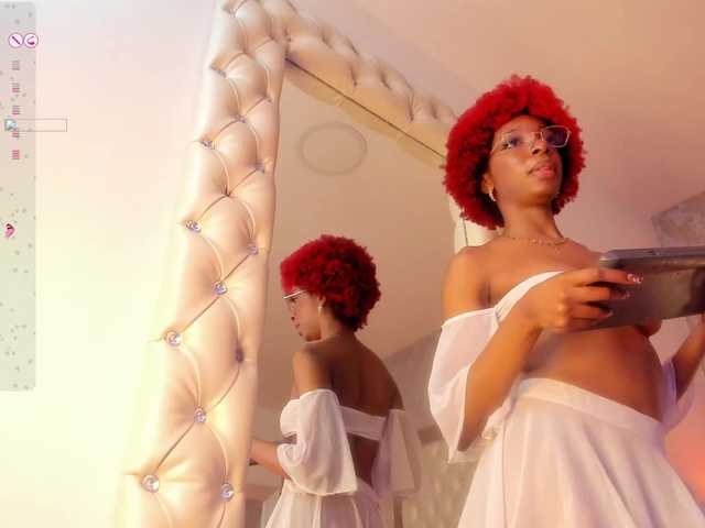 LilaBloom live cam on BongaCams