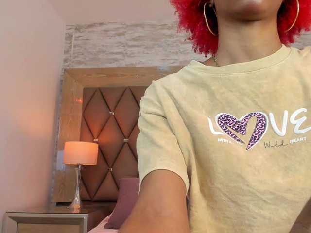 LilaBloom live cam on BongaCams