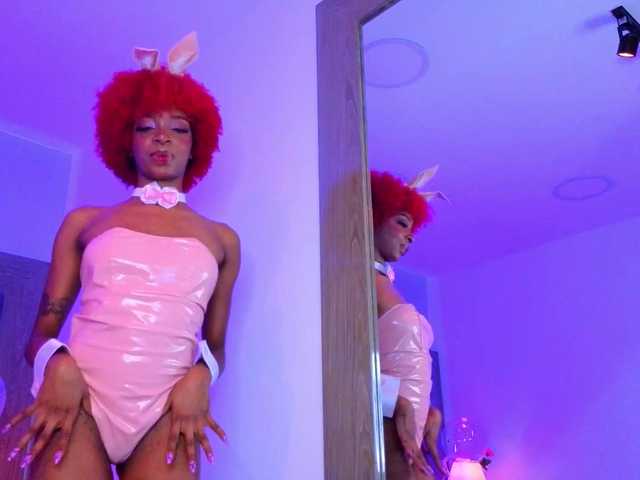 LilaBloom live cam on BongaCams