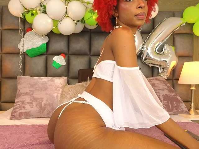 LilaBloom live cam on BongaCams