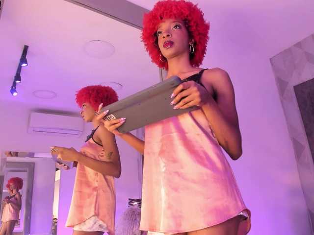 LilaBloom live cam on BongaCams