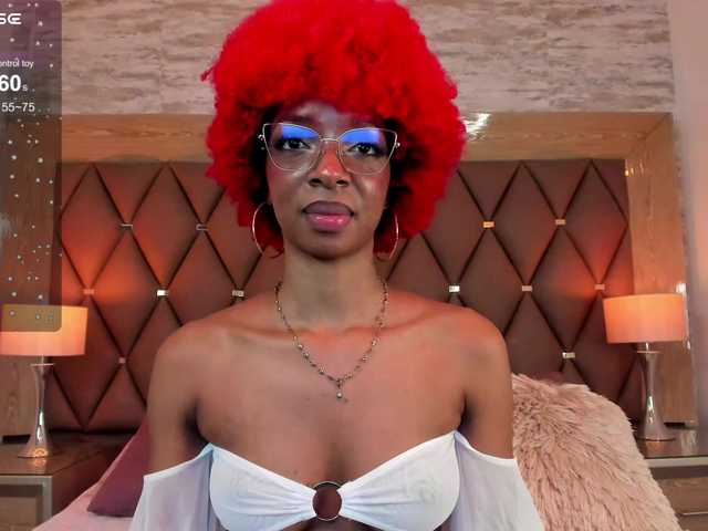 LilaBloom live cam on BongaCams