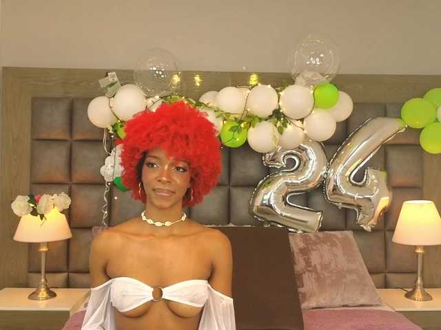 LilaBloom live cam on BongaCams