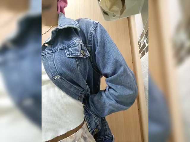 LilaBloom live cam on BongaCams