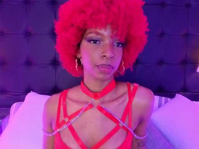 LilaBloom live cam on BongaCams