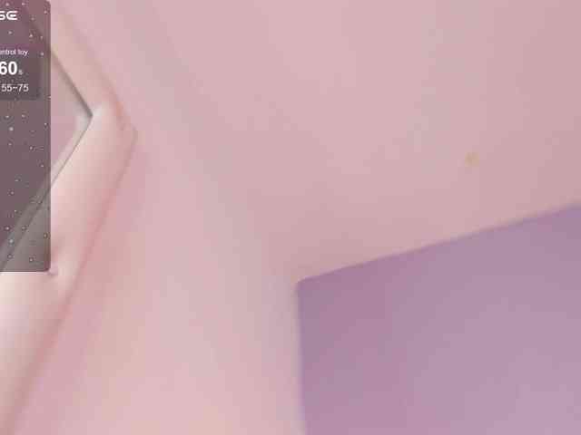 LilaBloom webcam