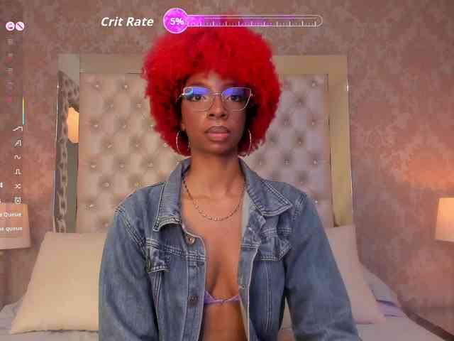 LilaBloom webcam