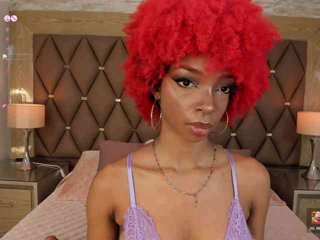 LilaBloom webcam