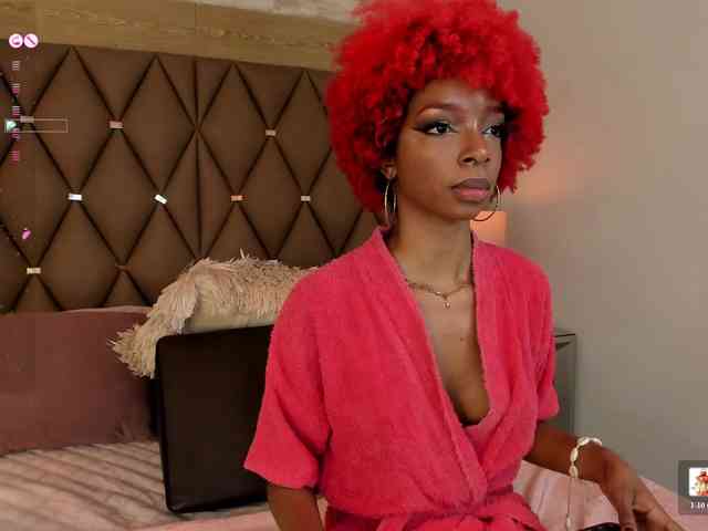LilaBloom webcam