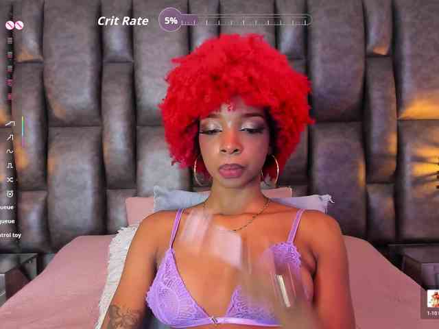 LilaBloom webcam