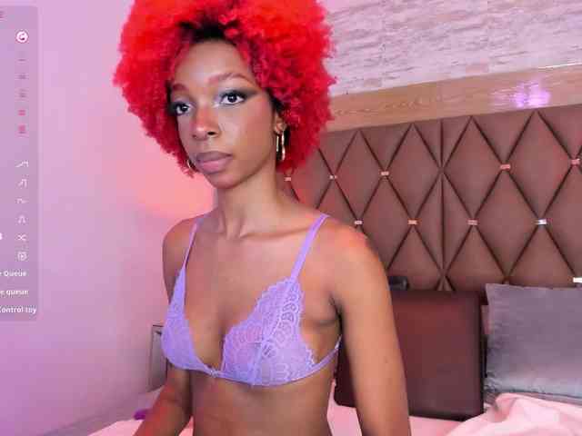 Model: LilaBloom