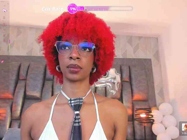 LilaBloom webcam