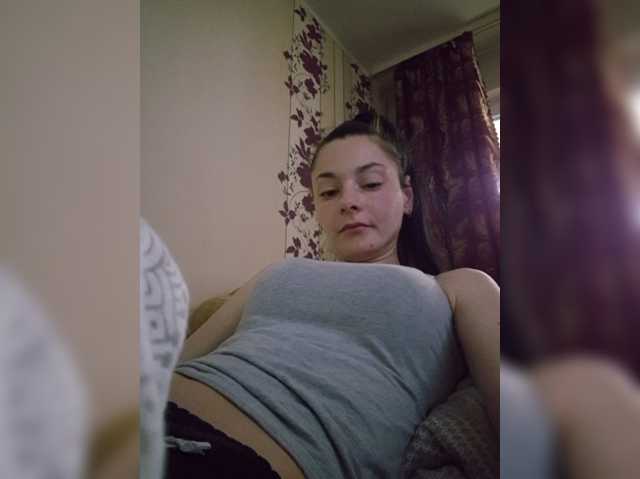 WildOrchid210 live cam on BongaCams
