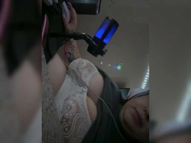 pupsik777xd1 live cam on BongaCams