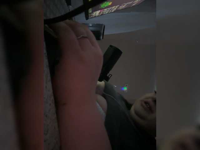 pupsik777xd1 live cam on BongaCams