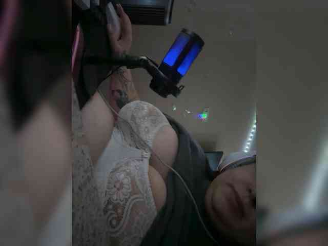 pupsik777xd1 webcam