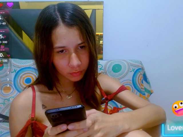 antonela18 live cam on BongaCams