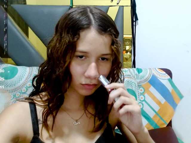 antonela18 live cam on BongaCams