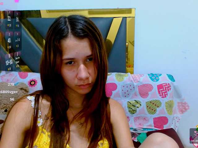 antonela18 live cam on BongaCams