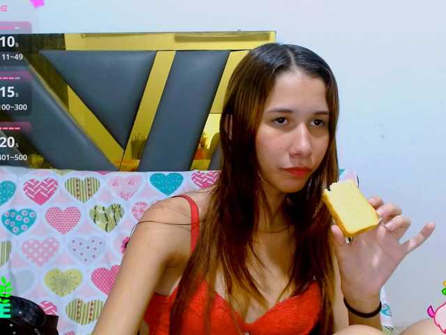 antonela18 live cam on BongaCams