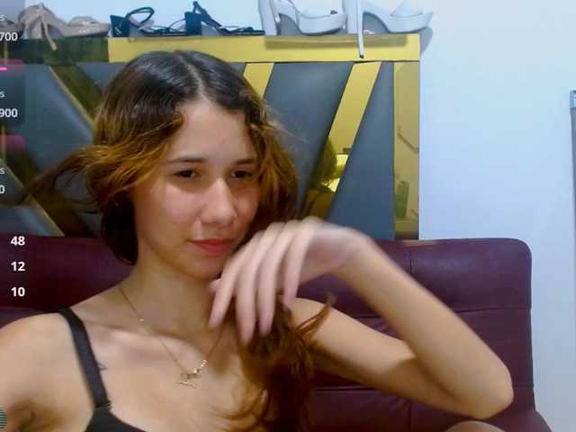 antonela18 live webcam show