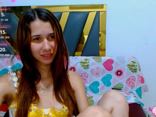 antonela18 live cam on BongaCams