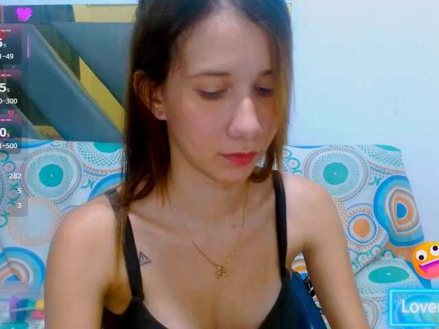 antonela18 live cam on BongaCams