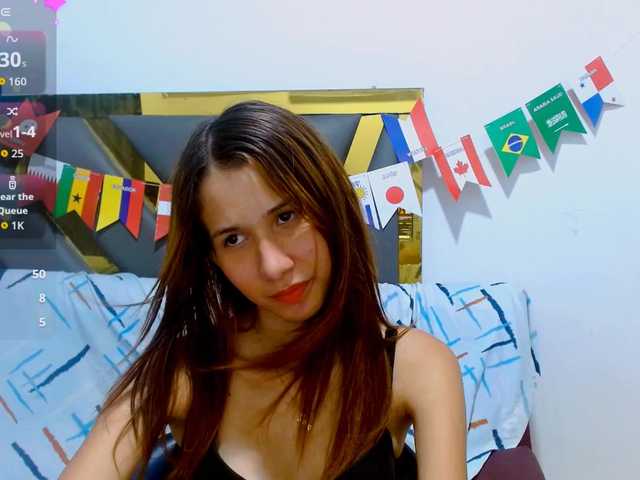 antonela18 live cam on BongaCams