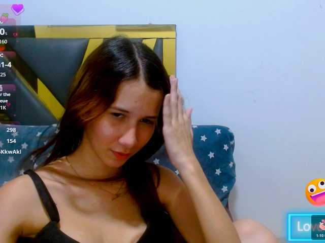 antonela18 live cam on BongaCams