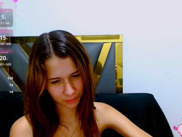 antonela18 live cam on BongaCams