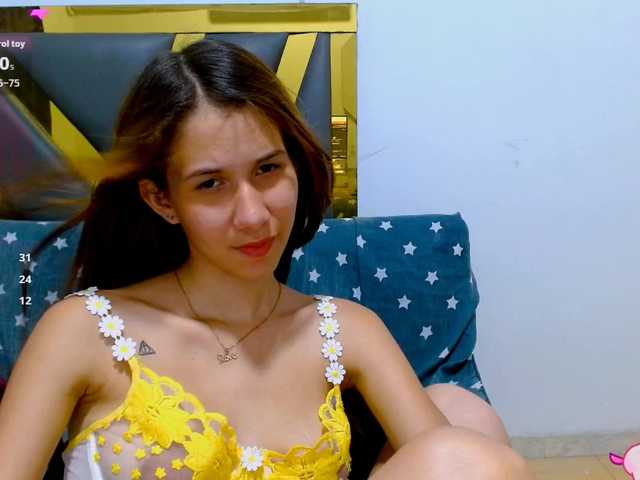 antonela18 live cam on BongaCams
