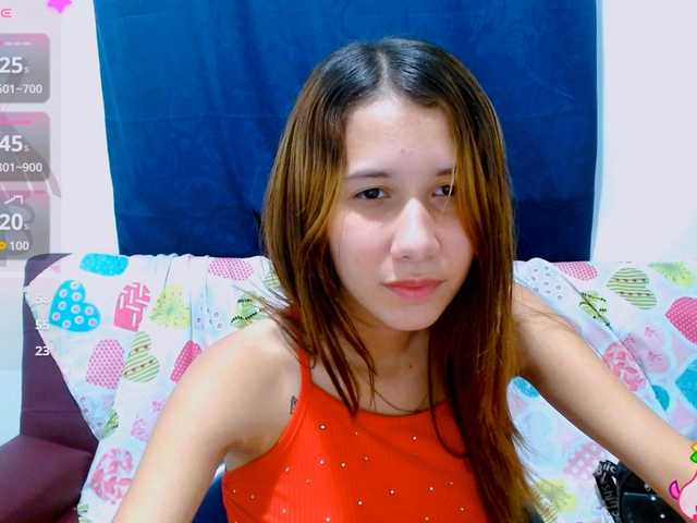 antonela18 live cam on BongaCams