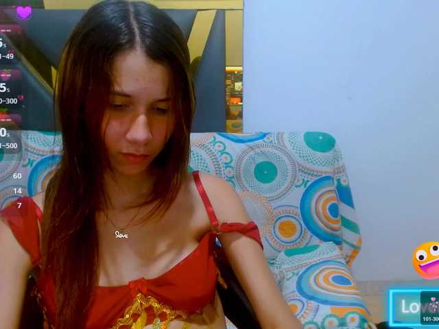 antonela18 live cam on BongaCams