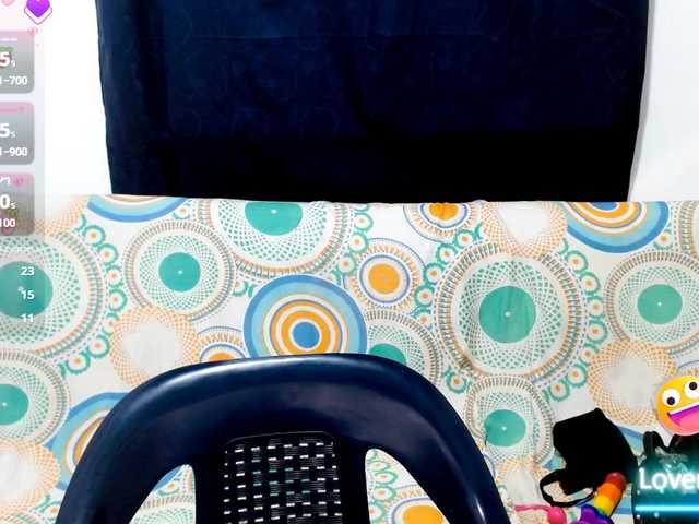 antonela18 live cam on BongaCams