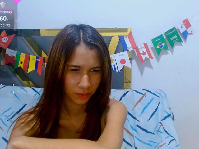 antonela18 live cam on BongaCams
