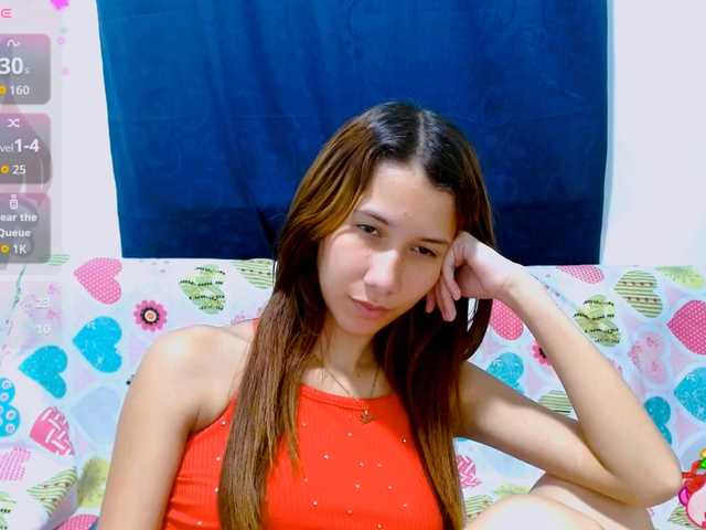 antonela18 live cam on BongaCams