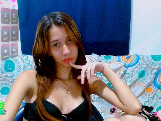 antonela18 live cam on BongaCams