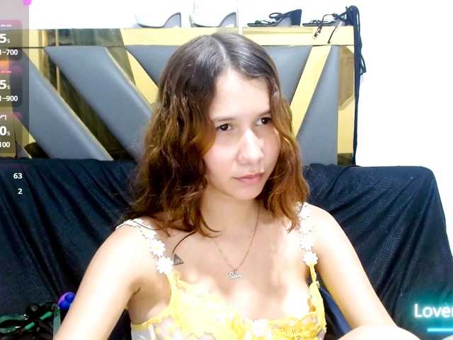 antonela18 live cam on BongaCams