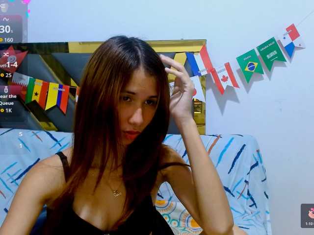 antonela18 live cam on BongaCams