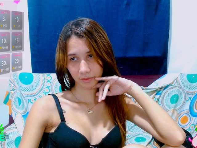 antonela18 live cam on BongaCams