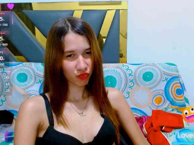 antonela18 webcam