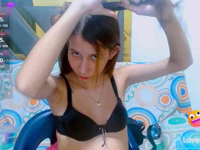 antonela18 webcam