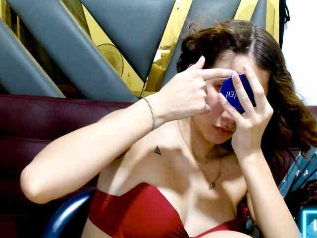 antonela18 webcam