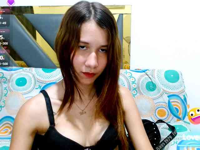 antonela18 webcam