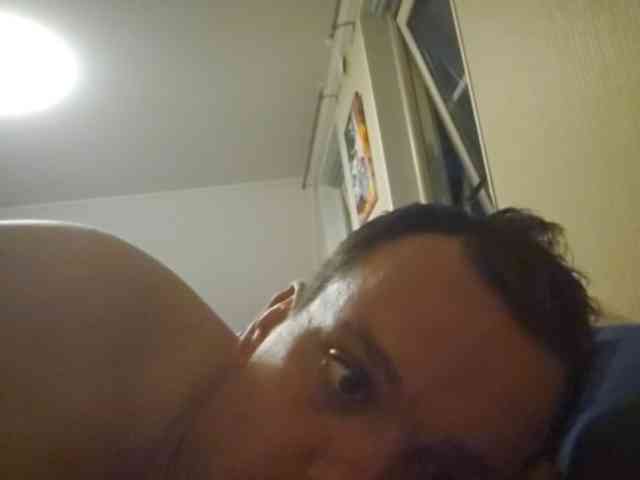 Sergpilot1 Live Webcam on BongaCams