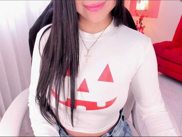 ALINAOWENS live cam on BongaCams