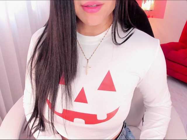 ALINAOWENS live cam on BongaCams