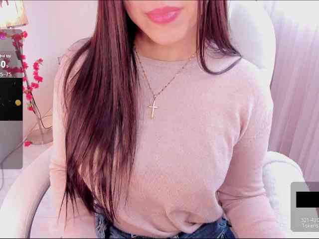 ALINAOWENS webcam